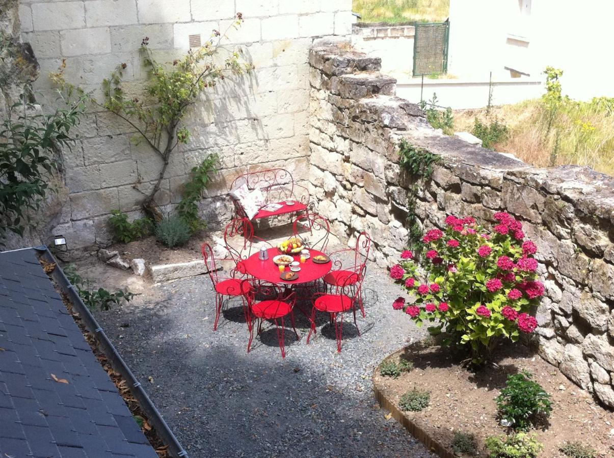 L'Escale Troglo Au Bord De La Loire Villa Souzay-Champigny Eksteriør bilde
