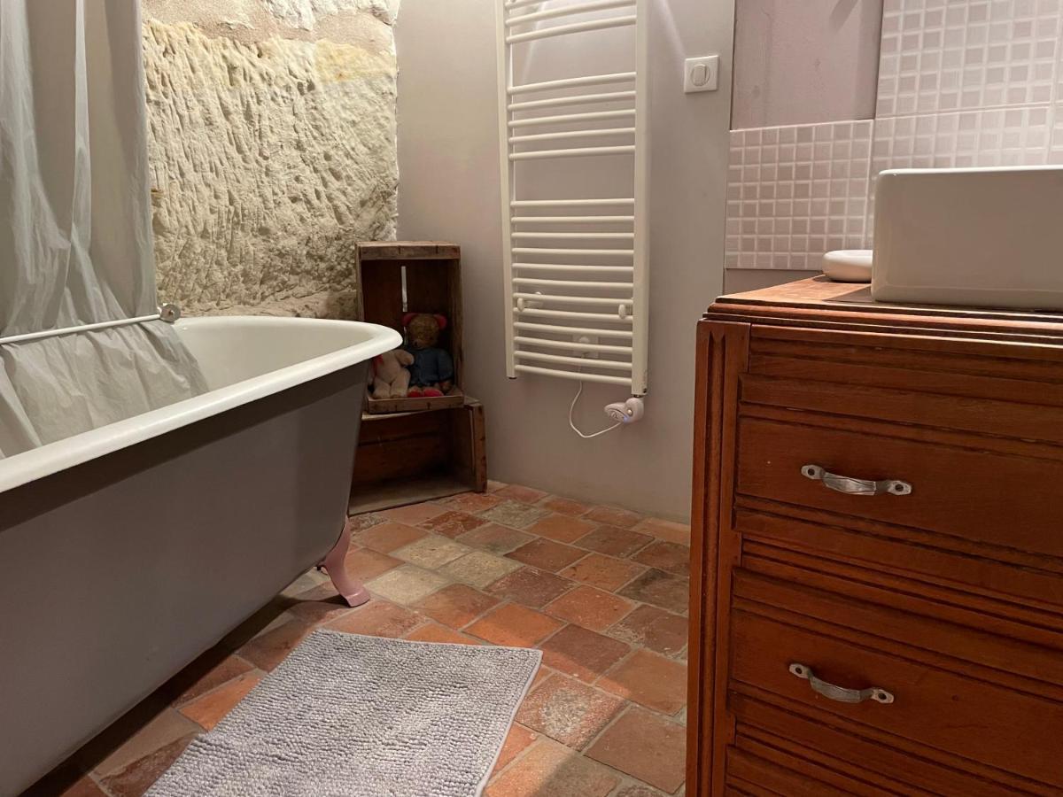 L'Escale Troglo Au Bord De La Loire Villa Souzay-Champigny Eksteriør bilde