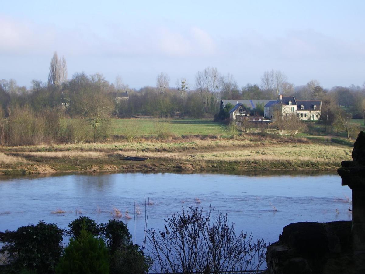 L'Escale Troglo Au Bord De La Loire Villa Souzay-Champigny Eksteriør bilde